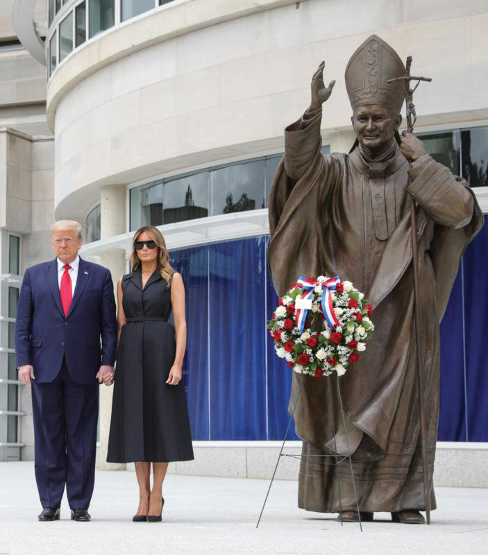 FOR RELIGIOUS FREEDOM—President Donald Trump and first lady Melania Trump pose during a visit to the St. John Paul II National Shrine in Washington, D.C., June 2, the 41st anniversary of the beginning of the pope’s 1979 historic visit to his native Poland.