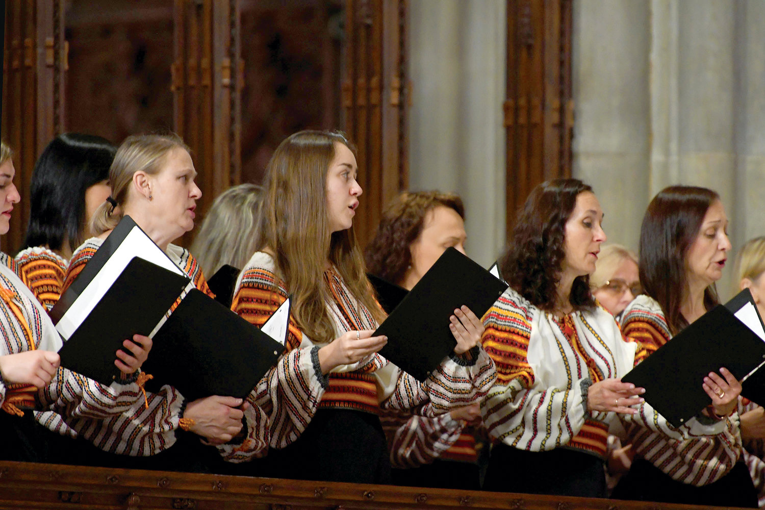 The Ukrainian Chorus Dumka of New York provided music.